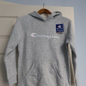 Champion Embroidered Classic Girl’s Gray Crew Neck Pullover Kid’s Size XL
